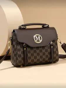 Vintage Minimalist Print Crossbody Bag, Adjustable PU Strap, Flap Closure, Stylish and Practical Shoulder Bag for Everyday Use