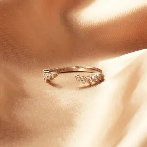 White CZ 925 Sterling Silver Ring with Round Center Stone