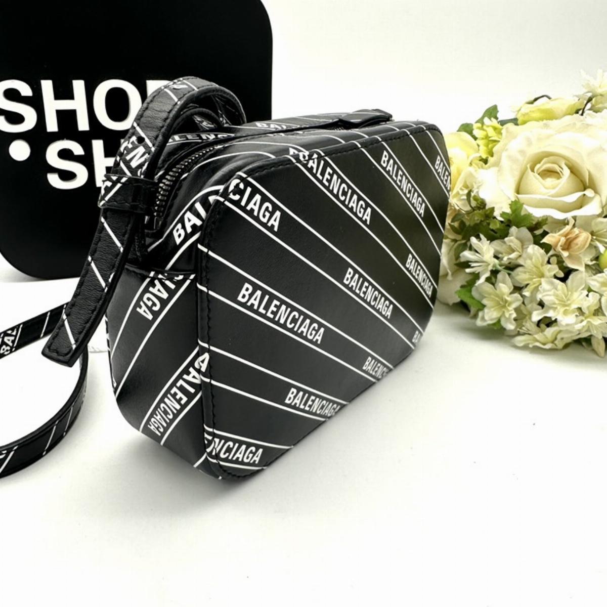 Pre-owned Balenciaga As Shown Messenger Bags Everyday Camera Bag 2101218814842