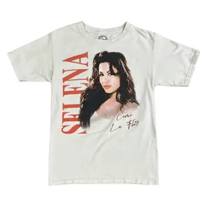 Selena Memorial TShirt , Y2K Pop Culture, Vintage Band Tee