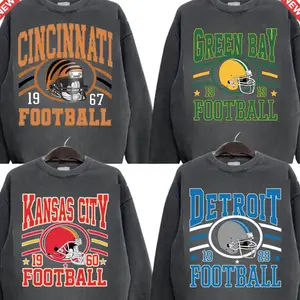 Vintage ALL TEAM FOOTBALL Oversized 90s Black Sweatshirt, Hometown Football Sweatshirt, Football Thowback Vintage All Teams Sweatshirt, Vintage Graphic Tees, Sport Graphic Shirts