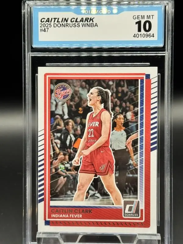 2025 Donruss WNBA #47 Caitlin Clark Indiana Fever Basketball card Gem Mint 10