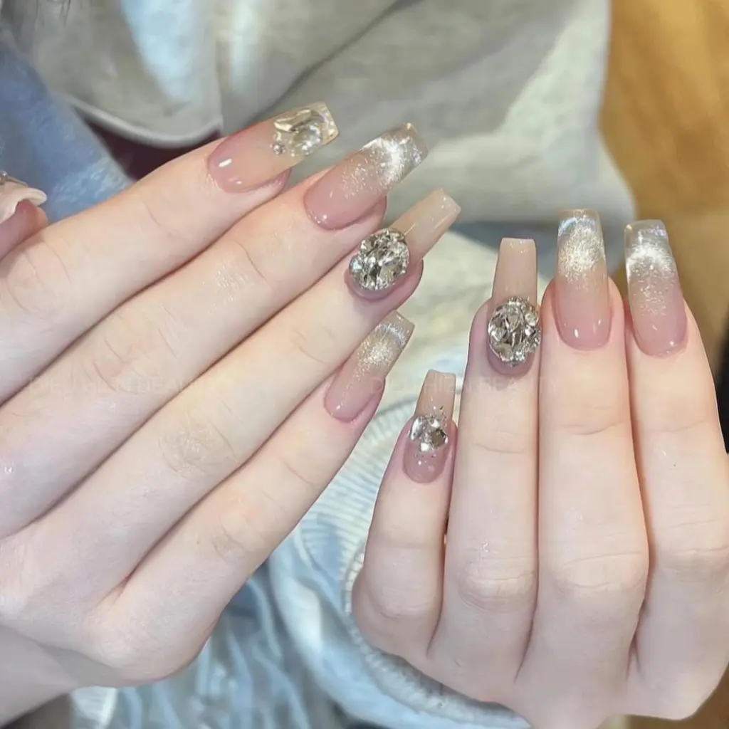 SP51-100 Wholesale Press On False Nails - 10-Piece Hand-Worn UV Crystal Cat Eye Blush-Finished Nail Tips