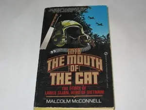 USED Book - Into the Mouth of the Cat by Malcolm McConnell (Unknown) - english