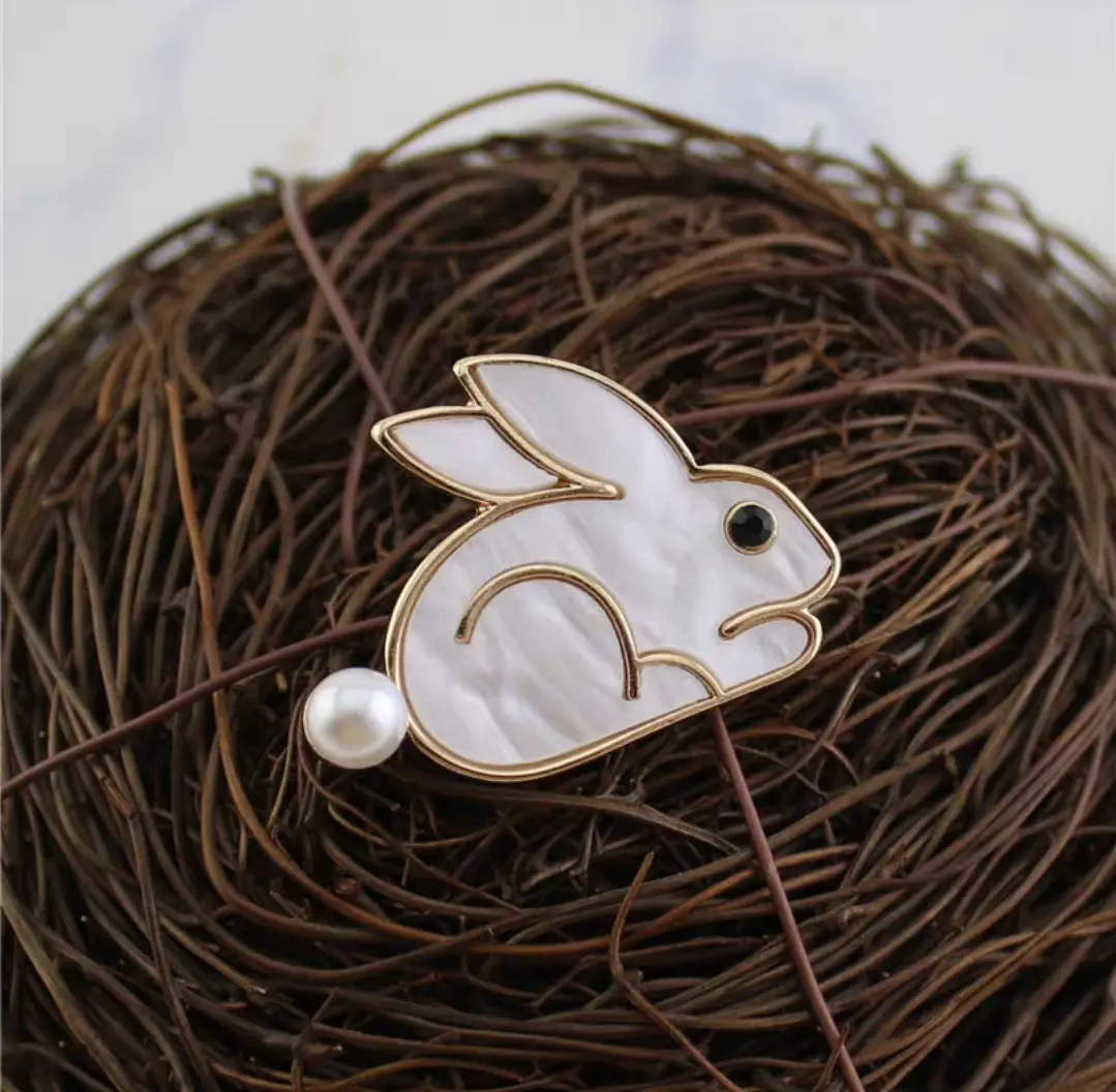 7-8MM Sea water pearl akoya rabbit brooch X-7800002