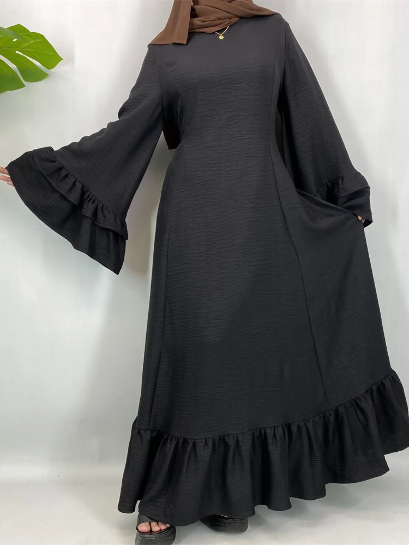 EID Muslim Women Long Robe, Islamic Clothing, Multicolor Bubble Sleeves, Fitted Plain Design, Suitable for Daily Wear & Religious Occasions