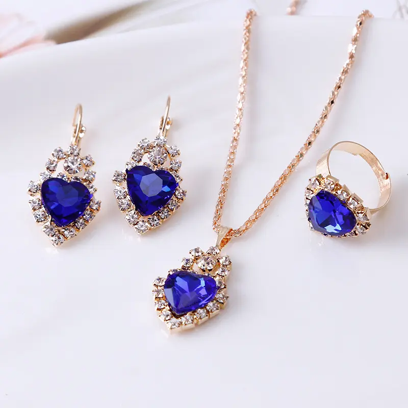 2023 Fashion Ladies Set Romantic Heart Bridal Wedding Necklace Ring Set Anniversary Birthday Valentine's Day Gift Custom Jewelry
