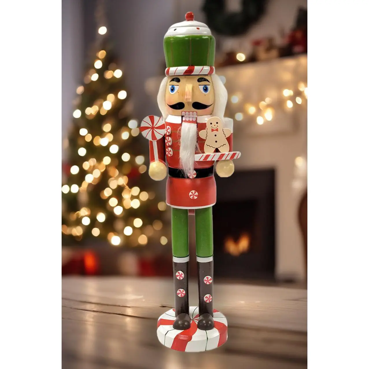 Christmas Nutcracker with a Candy. Wizardi Classic Wooden Festive Decoration F07M14-43-XC4617C