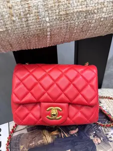 Pre-owned CHANEL Premium Lambskin Leather Shoulder Bags Mini Classic Flap Bag in iconic red lambskin（38084040）