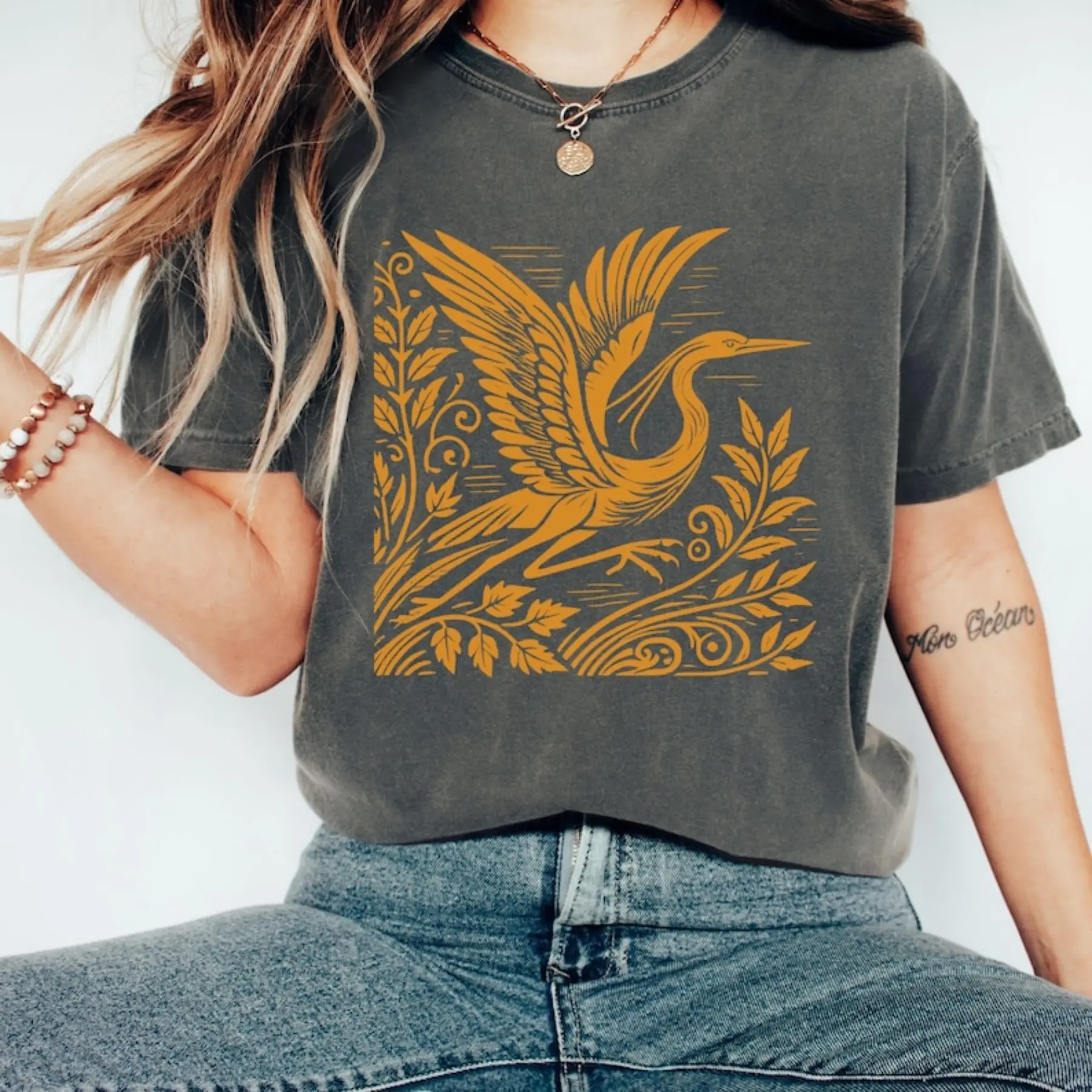 Women's Linocut Style Great Blue Heron Cotton T-Shirt - Shortleeve, Retro, Casual, Minimalist Unisex Summer Top, Heron Lover Gift, Shortsleeve, Oversized