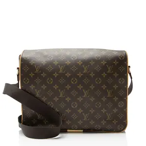 Pre-owned Louis Vuitton Leather Messenger Bags Monogram Canvas Valmy MM Messenger