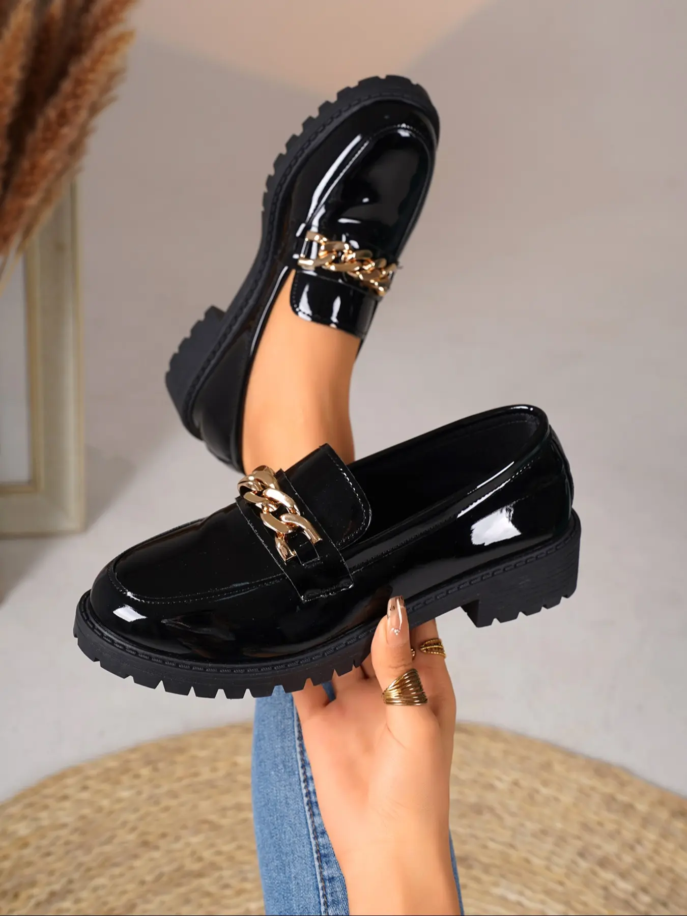 Women's Classic Loafers, Shiny Leather with Metal Chain Detail, Thick Sole Comfortable Heel, Perfect for Jeans or Dresses, Casual Flats, Versatile Shoes, Chain Decorated Loafers, Thick Soled Loafers, Casual Flat Footwear