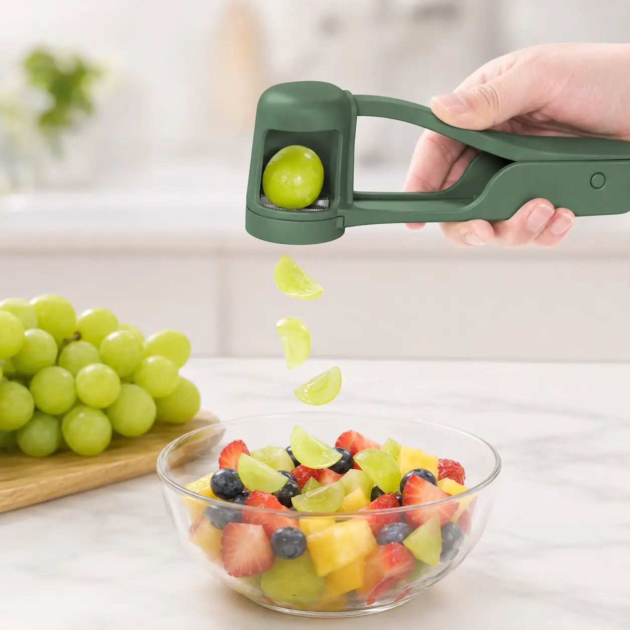 Sturdy Kitchen Utensil Grape Slicer Tool, Ideal for Fruit Platters, Smoothie Toppings