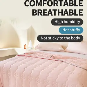 1 x Thick, heavyweight summer blanket – an ultra-silky, soft and cool summer blanket that is soft and breathable | Available in multiple sizes. Ideal for bedrooms, sofas and hotels; makes a great gift. Air-conditioning blanket / summer blanket