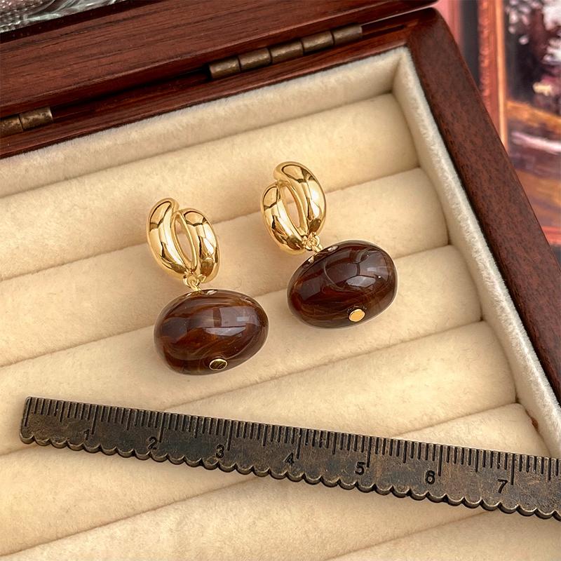 Renaissance Vintage Light Medieval Style Melad Amber Stone Earrings Collection Artistic Retro French Stud Earrings Silver Needle Copper Metal Ear Accessories