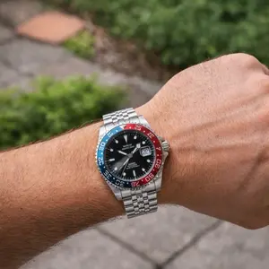 Invicta Men’s Stainless Steel Diver Watch – Red & Blue Pepsi Bezel – Original Box