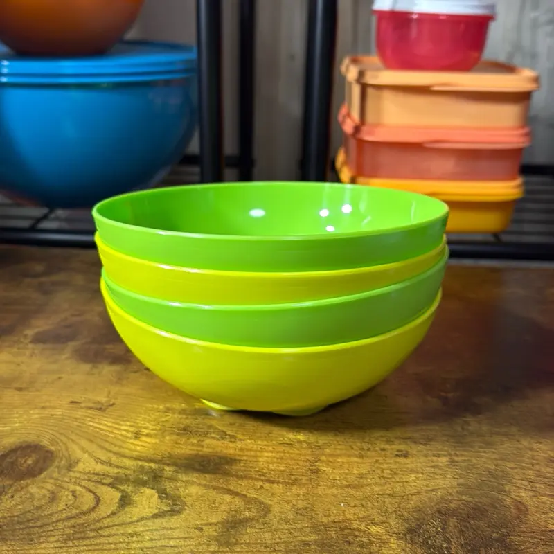 Tupperware 700ml Floresta Salad Bowls Green