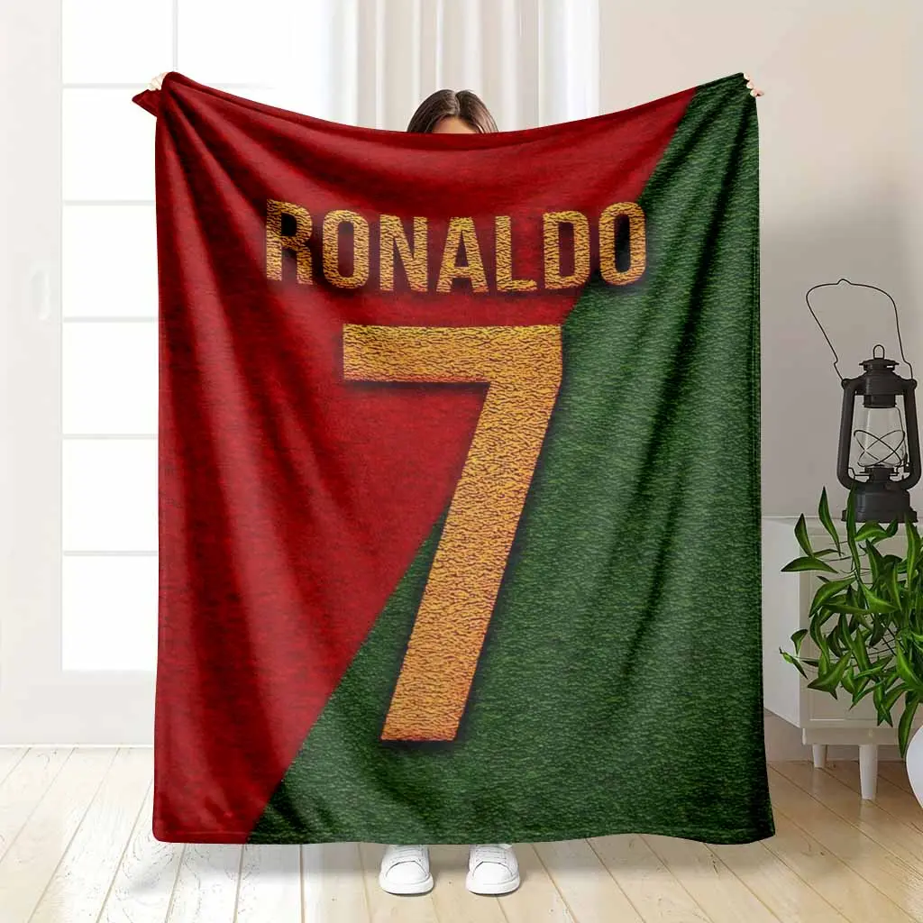 Ronaldo 7 Portugal Soccer Football Fan Gift Flannel Blanket Red and Green Contrast Bold Number Print Soft Warm Cozy Lightweight Throw Ideal for Soccer Fans Sports Enthusiasts Sofa Bed Decor Use