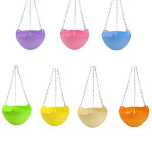 Random Color Self-watering Hanging Planter, Modern Style Hanging Flower Pot with Chain Design, Convenient Flower Pot Container for Indoor & Outdoor Use