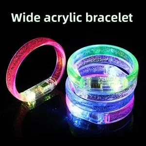 Flash bracelet LED luminous bracelet bracelet broadband bracelet luminous toy stall toy night market is popular