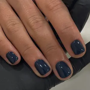 New Short Square Press-On Nails, 24pcs Solid Color, Includes Jelly Glue & Nail File, Perfect for Holidays, Daily Wear, School, Office, Party