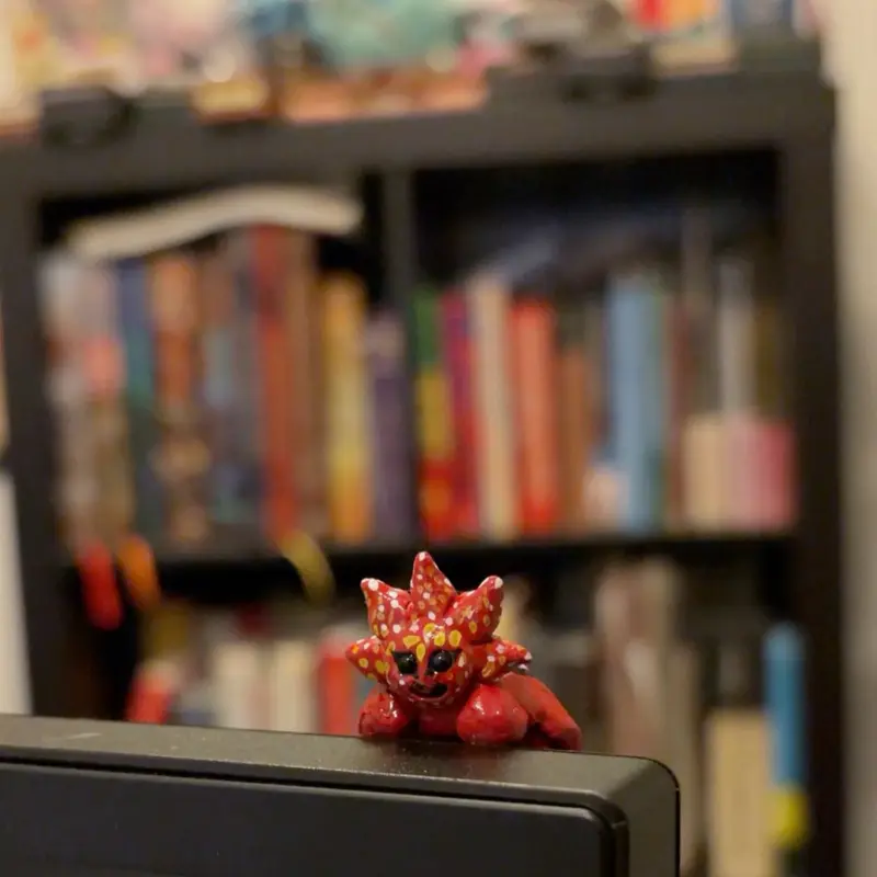 Vejigante sticky buddy