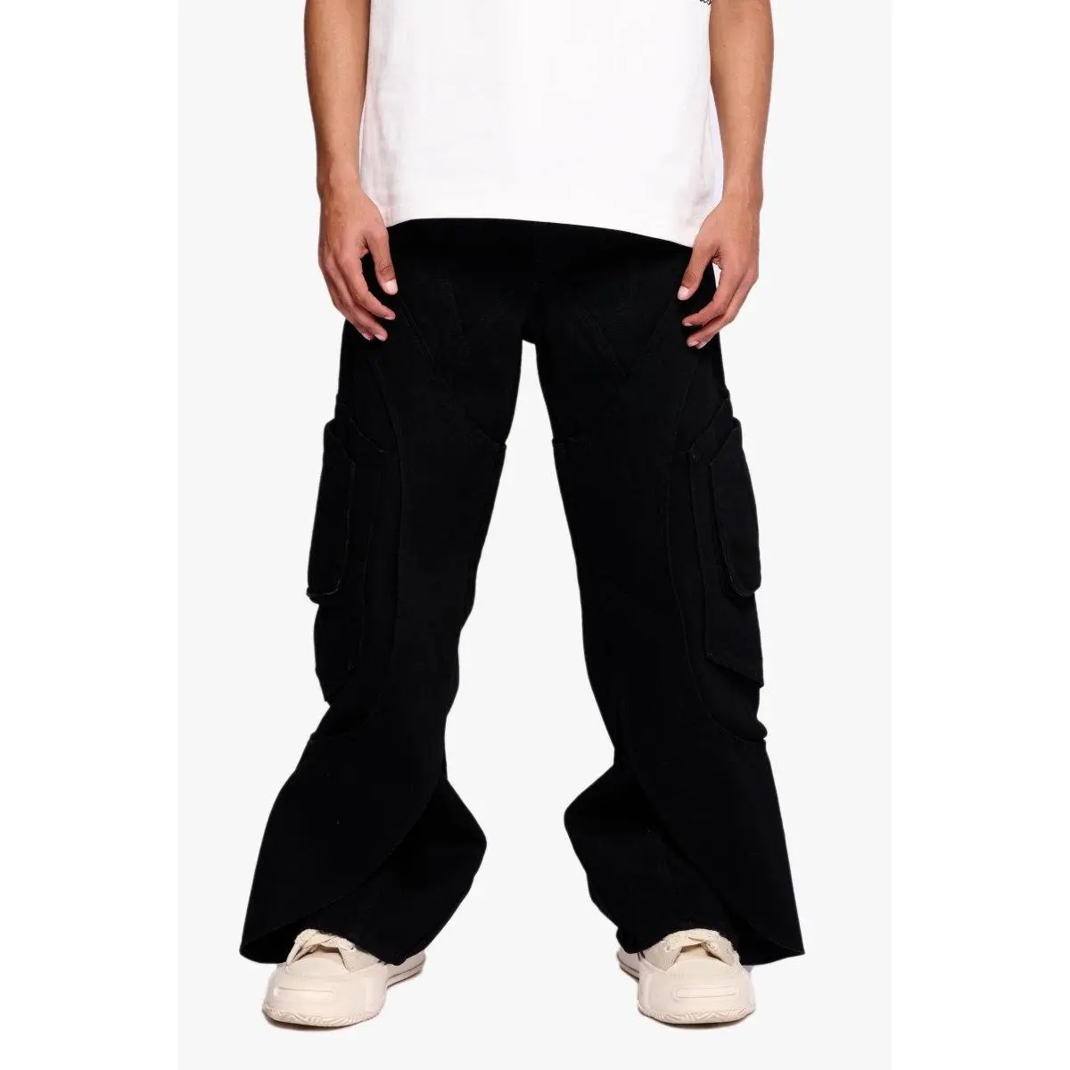 Guts Baggy Black