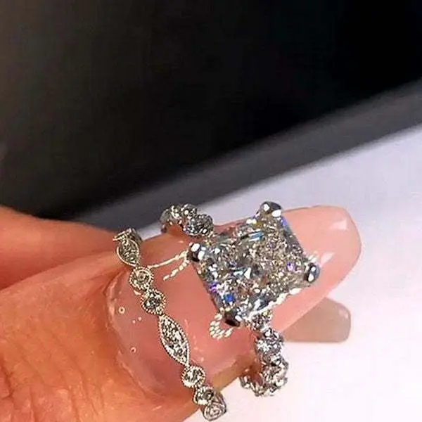 Maxine Beautiful 4.0ct 2PC Radiant Cut Engagement Ring Set,5A Cubic Zirconia Bridal Ring Set ,Women's Ring Jewelry,Wedding Ring Set for Daily,Travel,Proposal,Birthday,Anniversary, Crystal, Engagement Rings
