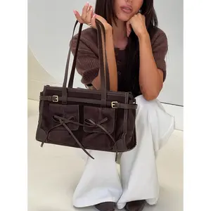 Beaming Bow Detail Shoulder Bag Brown