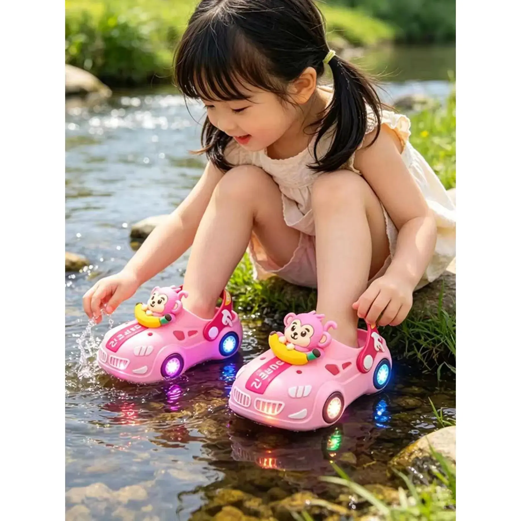 Kids' Lightweight Slippers, Cute Cartoon Slides with Banana Monkey Design, Soft Synthetic PVC Sole for Boys & Girls, Lightweight Slipper, Fun, Character-Inspired Slippers