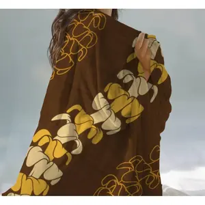 Swing Blanket, Hawaiian Lei Plush Blanket, Pacific Island Gift, Polynesian Design, Island Home Comfort - Suitable for Sofa, Bed, Office and Travel, Digital Print, Symbol of Freedom