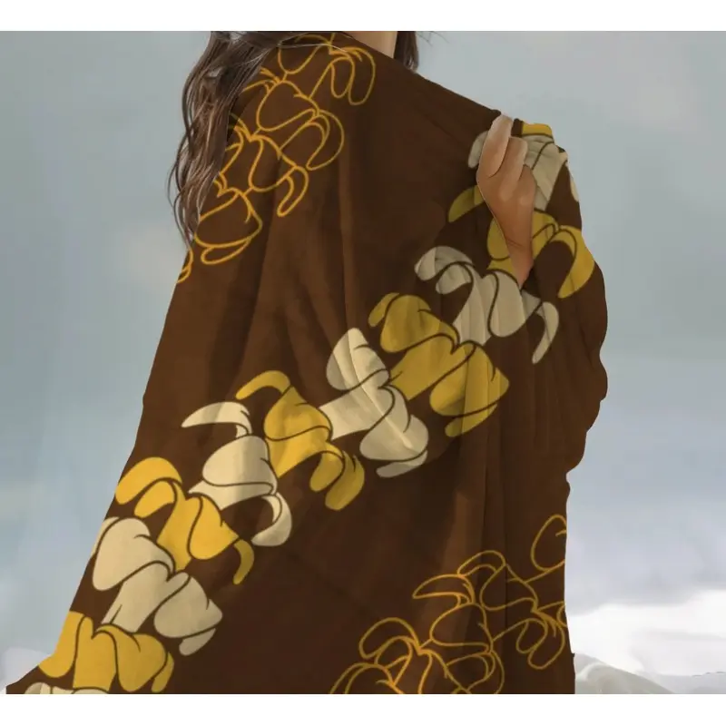 Swing Blanket, Hawaiian Lei Plush Blanket, Pacific Island Gift, Polynesian Design, Island Home Comfort - Suitable for Sofa, Bed, Office and Travel, Digital Print, Symbol of Freedom