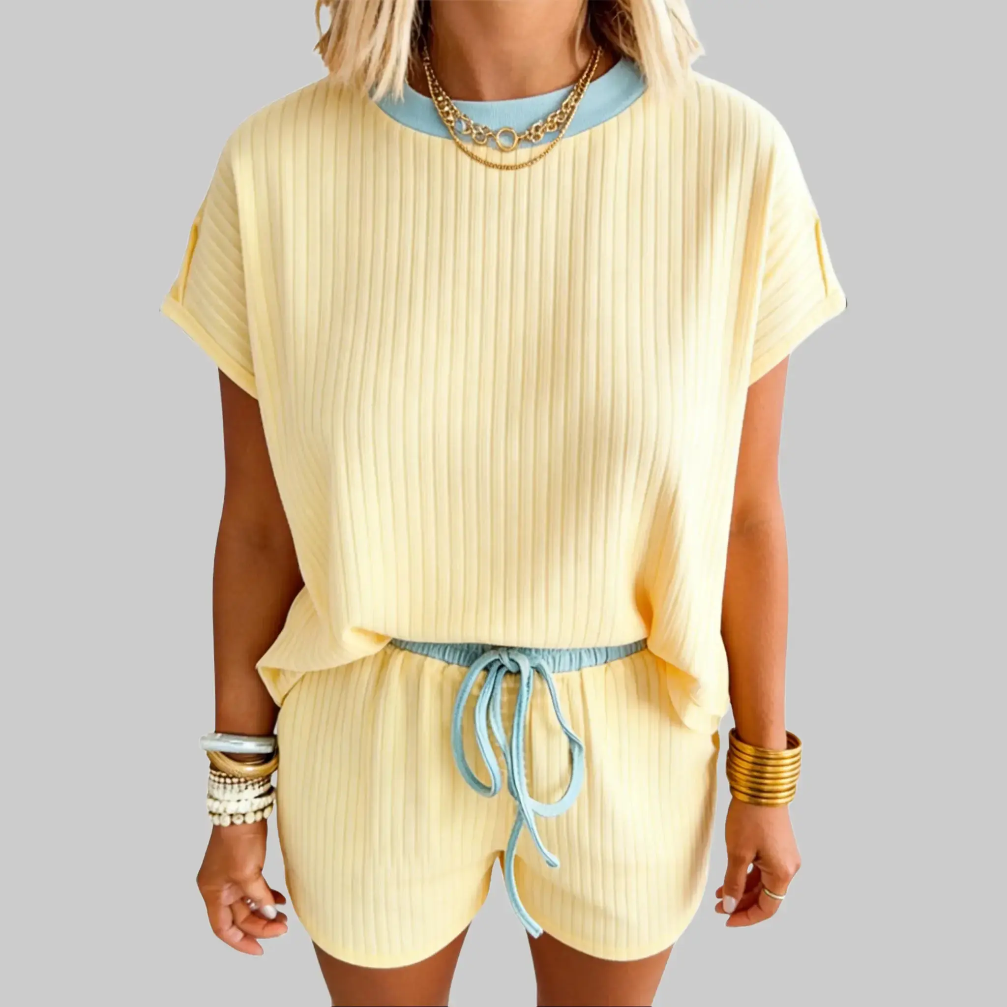 Plus Size Chic 2-Piece Loungewear Set, Buttery Soft Ribbed Color Block Crew Neck Top and Drawstring Pocket Shorts, Matching Sets For Women, Woman 2 Piece Set