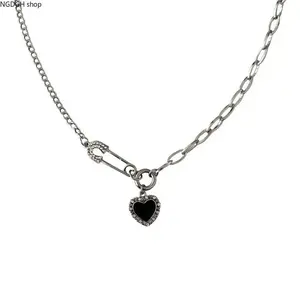 Edgy Silver Safety Pin & Black Heart Necklace, Dainty Layering Jewelry for Women, Daily Versatile Chain Accessory with Subtle Charm for Effortless Style