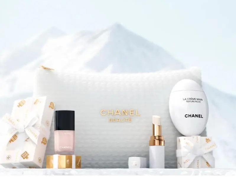 Chanel Finishing Touch Beauty Set - Limited Edition