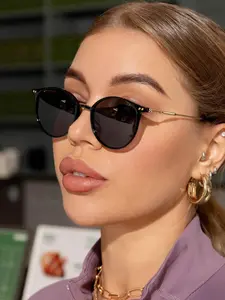 Unisex Vintage Round Frame Eyeglasses, Trendy Casual Decorative Eyeglasses for Everyday Use, Elegant Fashion Accessories for Outdoor Activities, Trendy Beach Eyewear