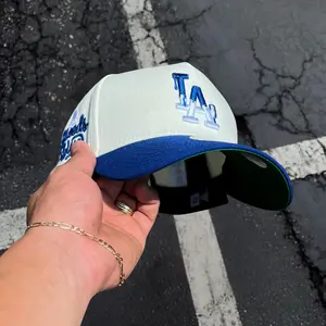 New Era Los Angeles Dodgers Blue Snapback Hat – Embroidered LA Logo, Premium Flat Brim Baseball Cap for Men, Women & Streetwear Lovers