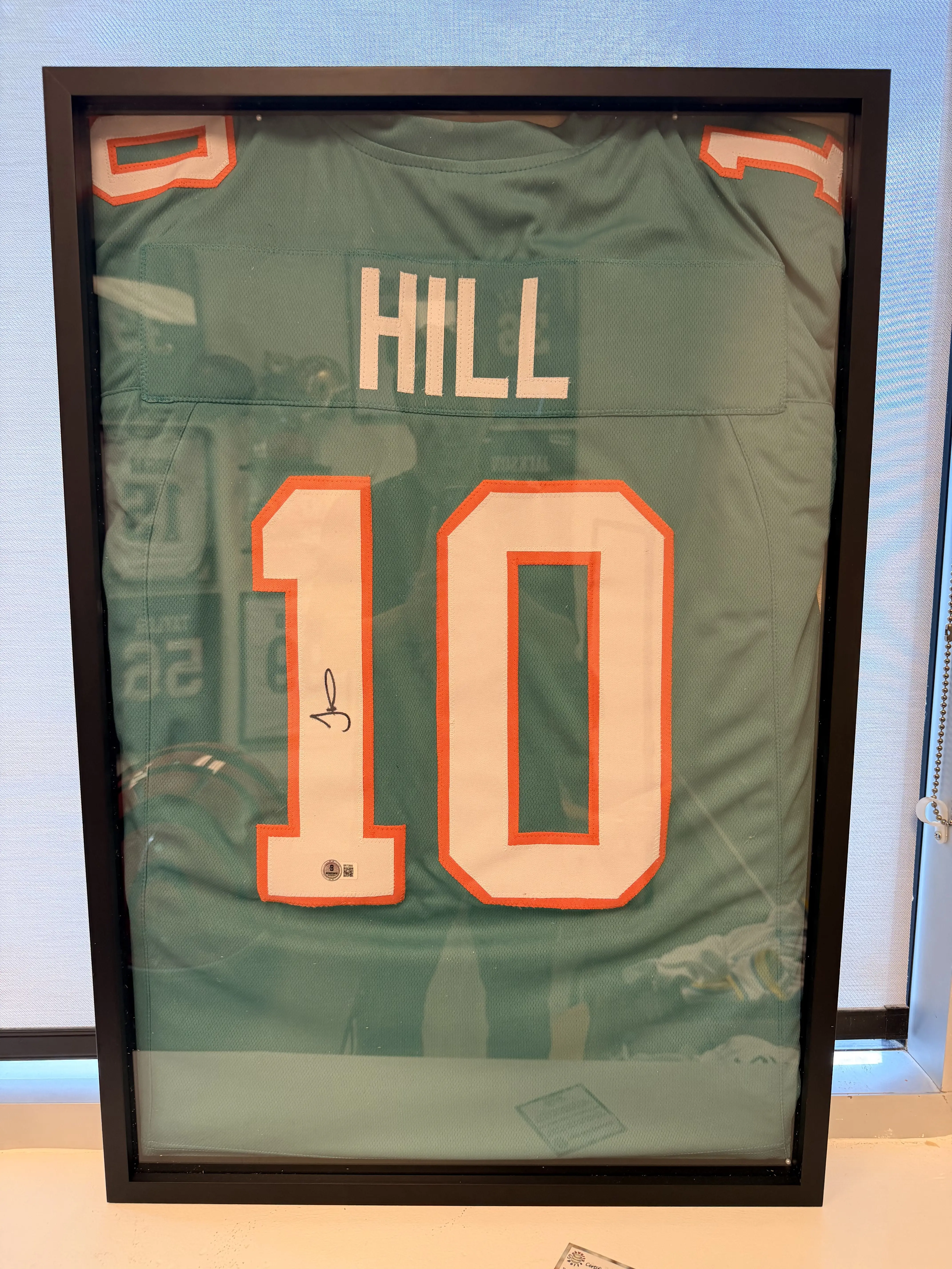 Tyreek Hill Signed Jersey (Beckett)