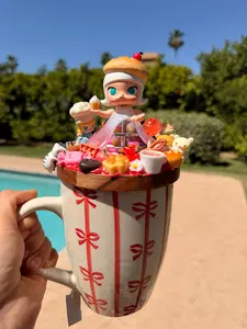 Decoden Art Mug – Molly Cup Cake Figure Edition