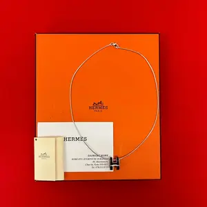 Pre-owned HERMÈS Sterling Silver 925 (Ag925) Small Leather Goods Caged d'H H Cube Silver925 Necklace
