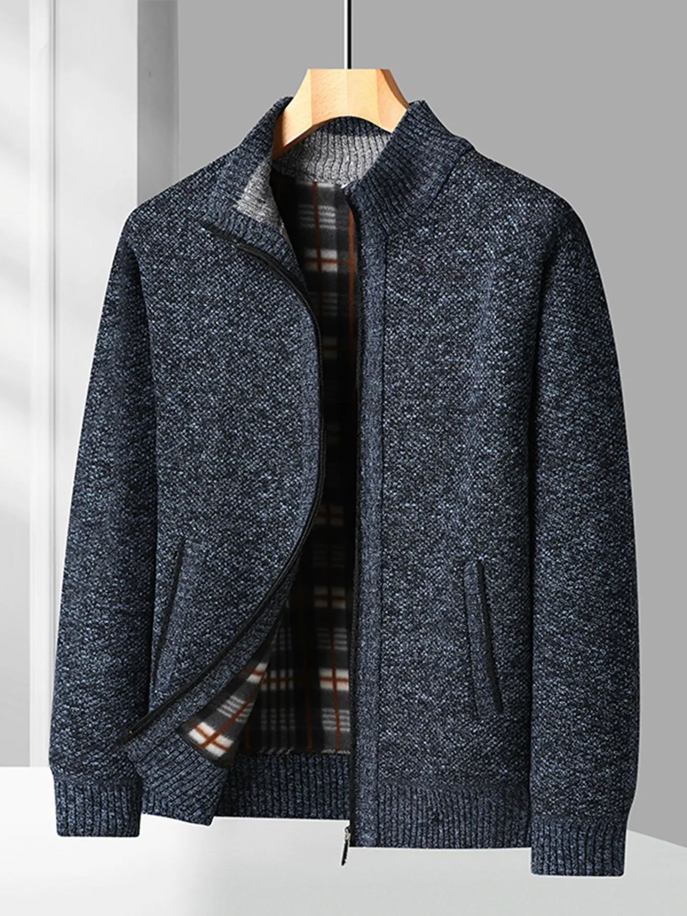 Men's Fall Winter New Plush Thick Stand Collar Knit Cardigan Coat, Retro Plaid Check Inner Lining Warm Zipper Long Sleeve Sweater, Business Casual Loose Fit Menswear Checked