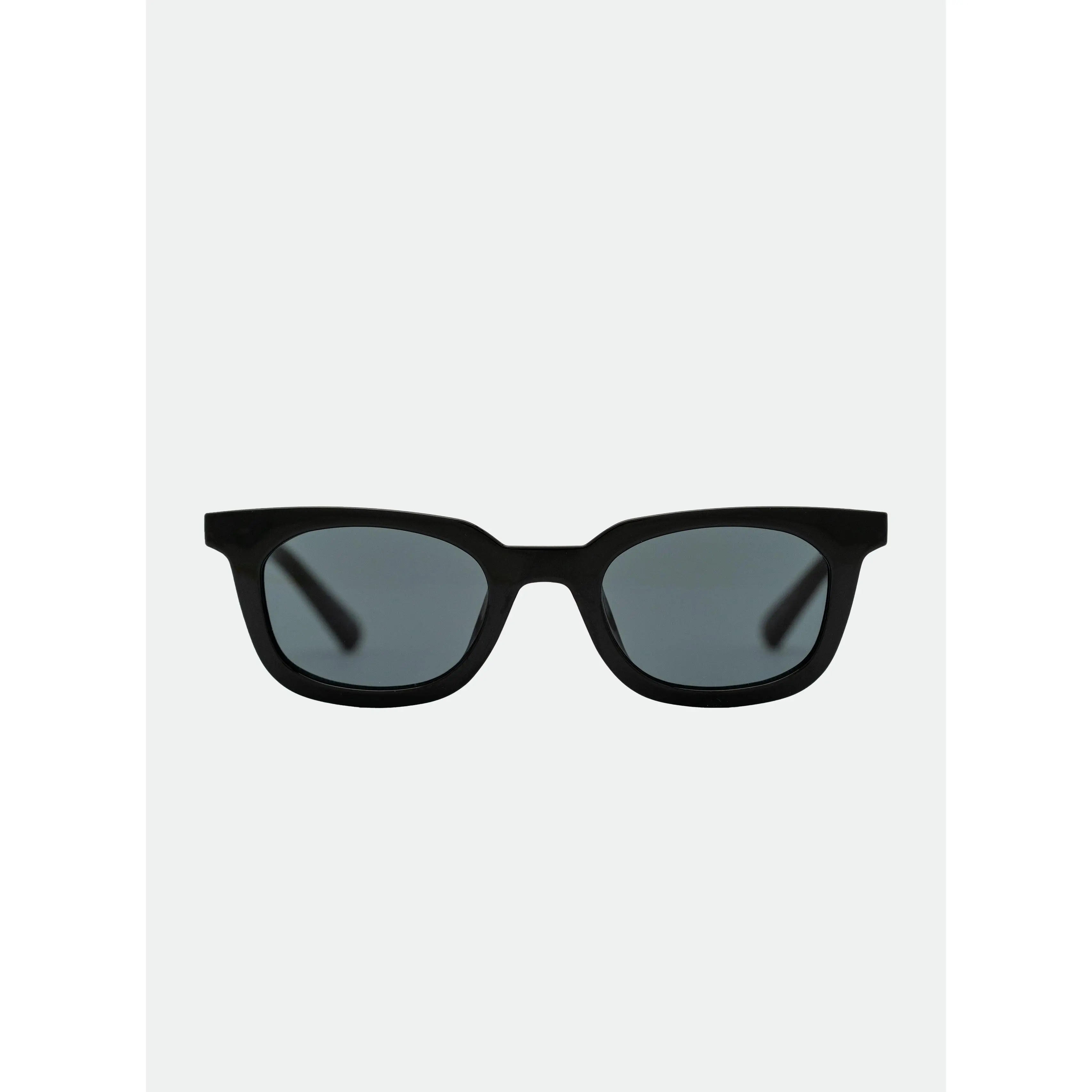 OTRA Nia Unisex Classic Wayfarer Sunglasses, Designer-Inspired Black Acetate Frame with Smoke Lenses and 100% UV Protection, Designer-Inspired Sunglasses, Acetate Women's Sunglasses