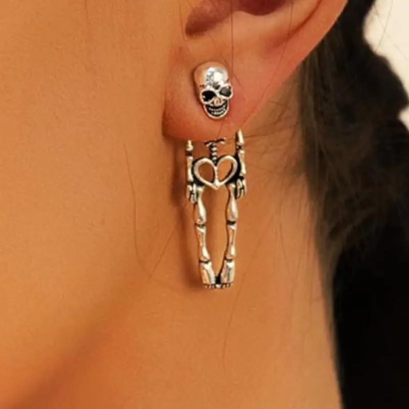 Halloween Skull Pendant Earrings, Skeleton Head Design, Unisex Party Jewelry, Spooky Accessory for Halloween Costume, Witchy Jewelry, Ear Accessories