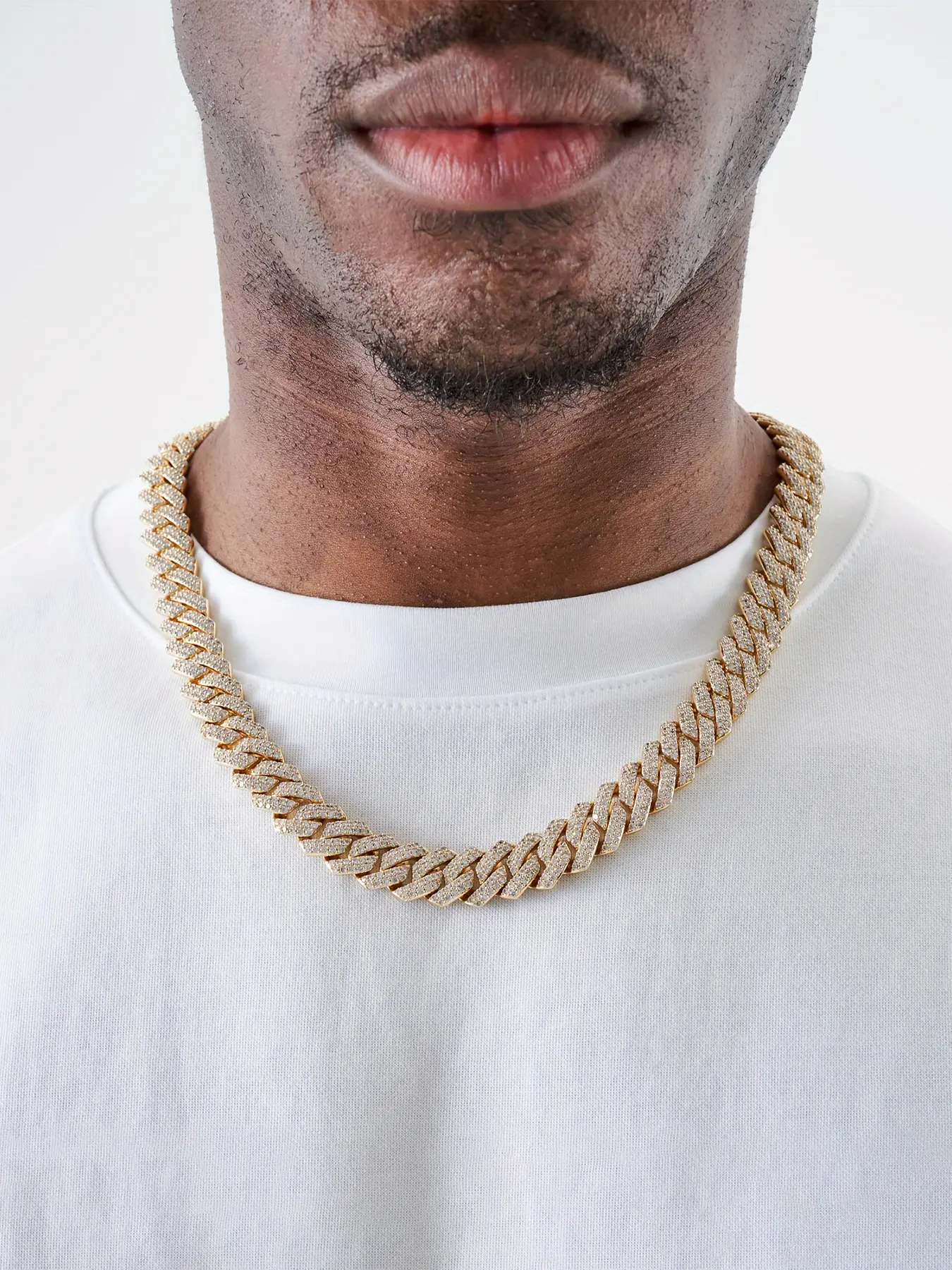 ICED CHICS 14MM diamond-shaped Cuban Link Design necklace, hip-hop jewelry accessory, Miami Cuban Link Chains, suitable for both men and women, street casual style, Cuban Link Necklace