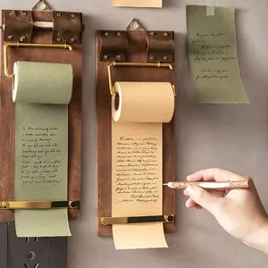 Vintage memo clipboard, can hold hanging roll paper notes, non-adhesive ins-style wooden memo pad, blank memo pad for recording notes and information statue alien
