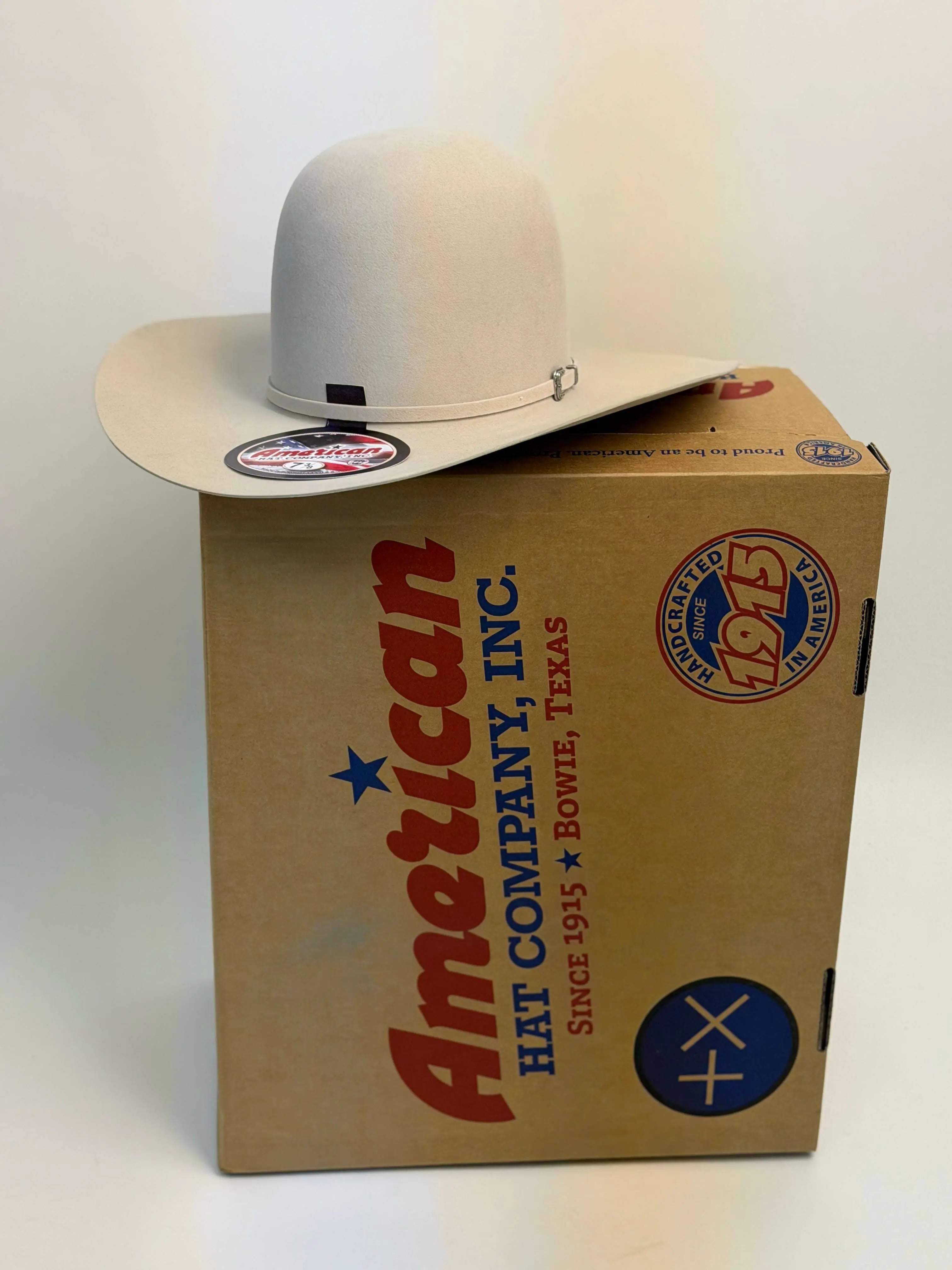 Unisex 10X American Felt Cowboy Hat - Handmade Western Style, Silverbelly, Open Crown, 3-Piece Buckle, Solid Casual Clothes Accessory for Any Occasion