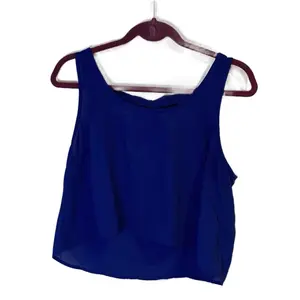 Charlotte Russe Women's Crop Top for Comfortable Summer Style - Womenswear