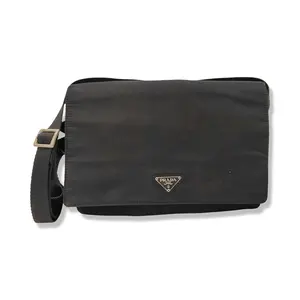 Pre-owned PRADA Nylon Shoulder Bags Dark Navy Shoulder Bag P1034