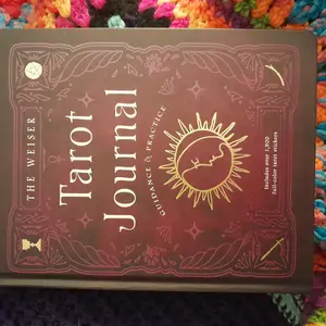 The Weiser Tarot Journal: Guidance and Practice (for Use with Any Tarot Deck--Includes 208 Specially Designed Journal Pages and 1,920 Full-Color Tarot -- Theresa Reed - Hardcover