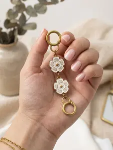 French Elegant Flower Bag Chain Extender, Luxury Heart Clasp Handbag Charm, Aesthetic Vintage Flower Keychain Accessory, Perfect Birthday Christmas Valentine's Day Gift for Women Girls, Trendy Bag Decor for Tote Backpack